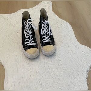 Chuck Taylor Converse All Star Women’s 7.5 High Top Sneaker Shoe Platform Rubber